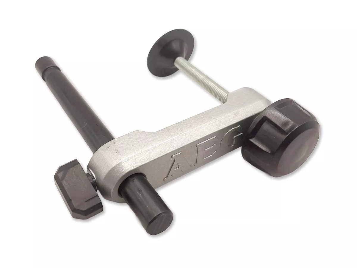 serre-joint réf. 4931446379 AEG